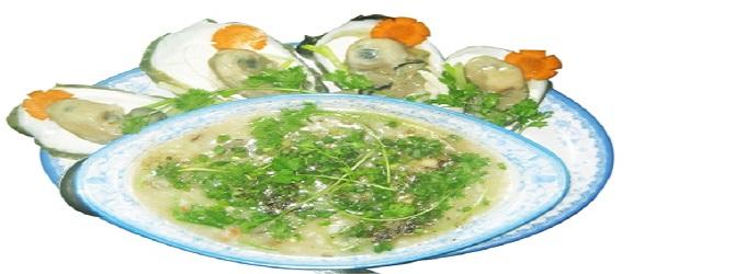 Cá lóc nướng trui và gỏi nhộng ong Cà Mau